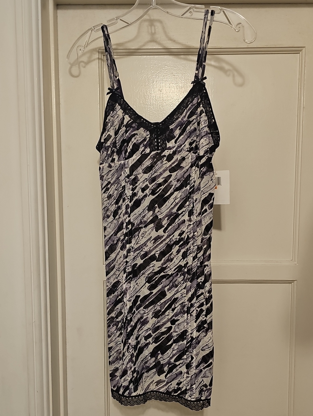 Kensie Printed Lace-Trim Chemise